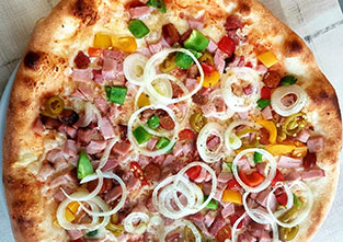 Marchfelder Bauernpizza